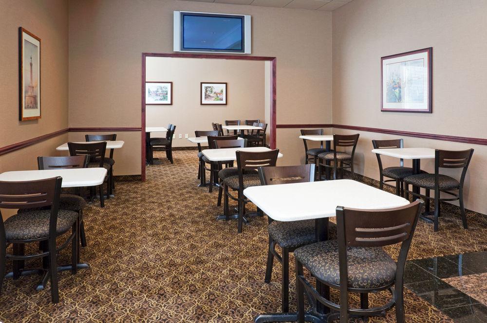Holiday Inn Express Hotel & Suites Minneapolis-Downtown Convention Center By Ihg Zewnętrze zdjęcie